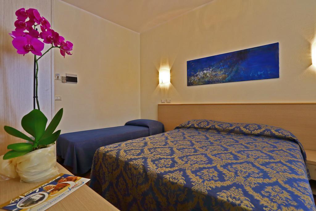 Hotel Castiglione Линьяно-Саббьядоро Экстерьер фото